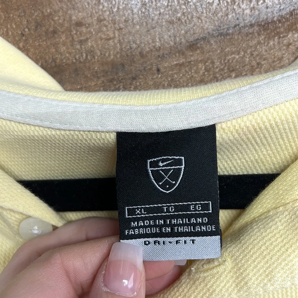Nike yellow dri